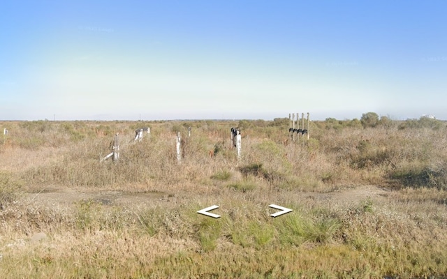 1380 Mabry St, Gilchrist, TX 77617