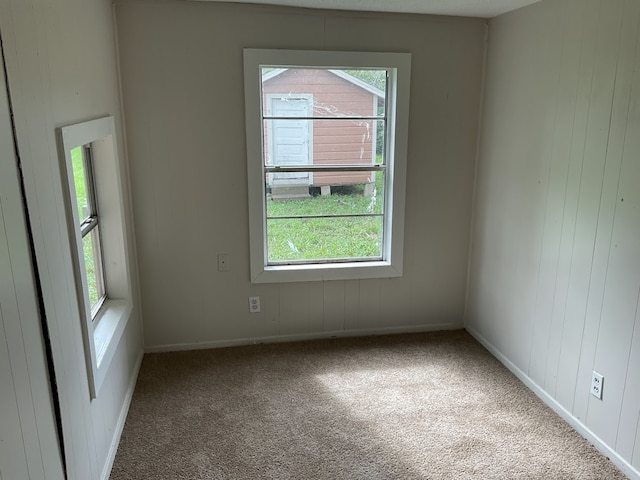 view of carpeted spare room