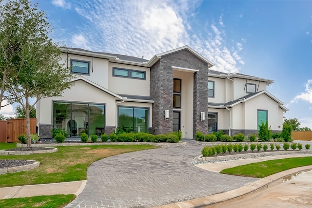 view of front of home with a front yard