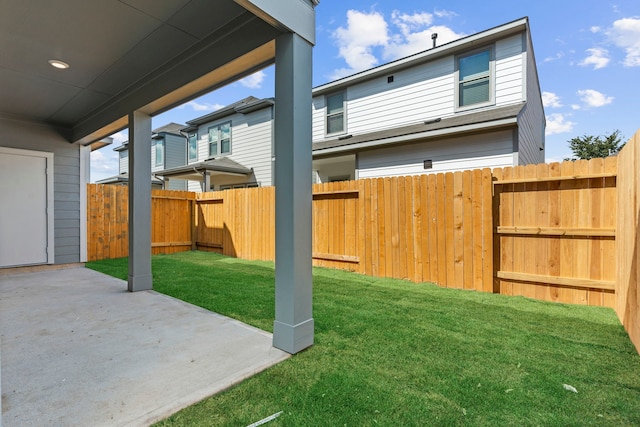 view of yard with a patio