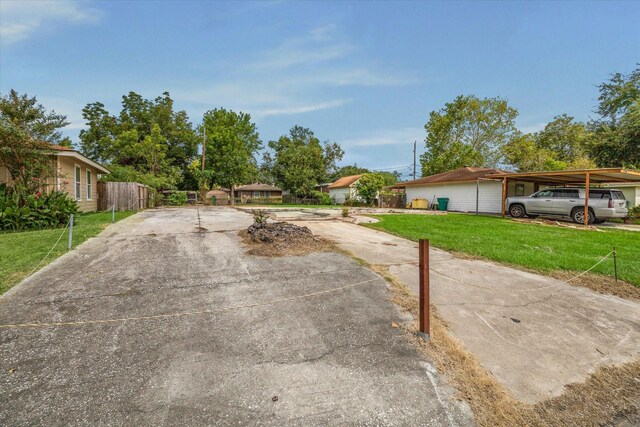 Listing photo 3 for 2803 Lancaster Ln, Pasadena TX 77506