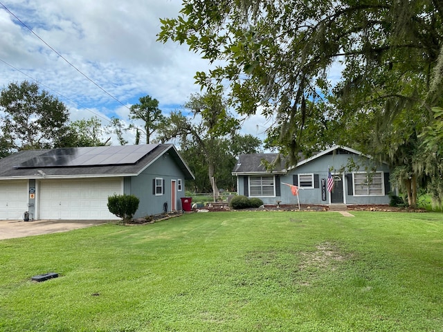 view of yard featuring a garage