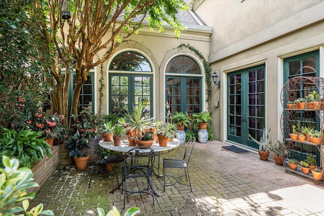 2509 Westgate Dr, Houston, TX 77019 - view of patio featuring french doors