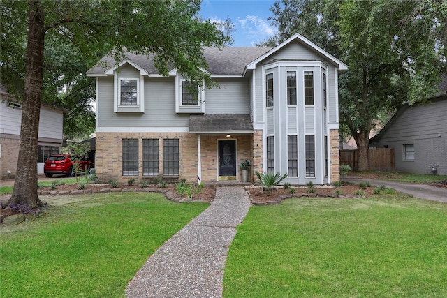 view of front of property with a front yard