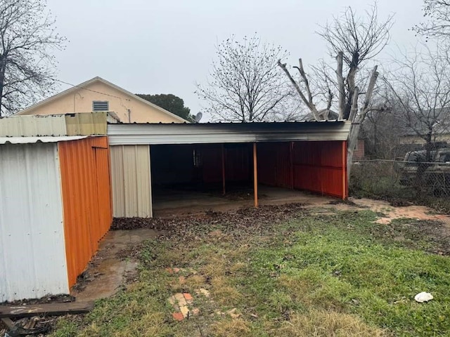 view of outbuilding