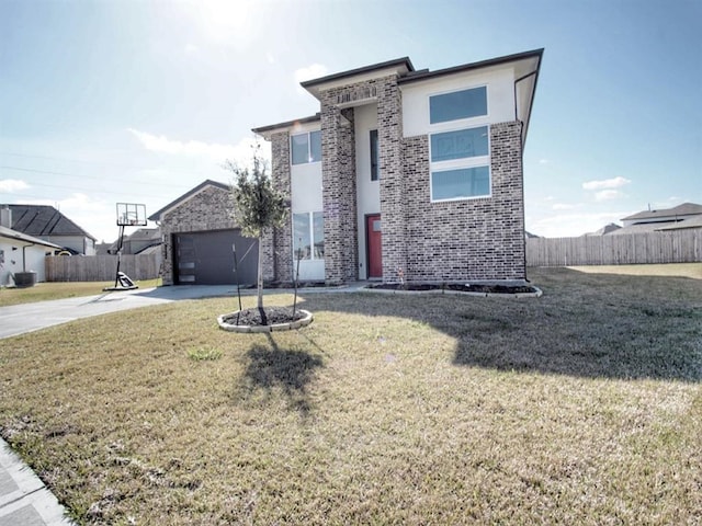 view of front of house featuring a front yard