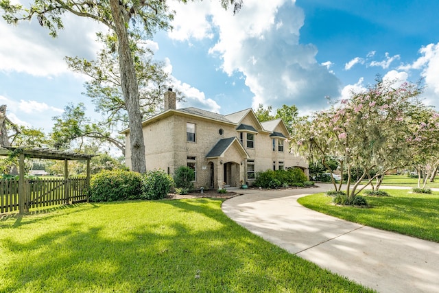 view of front of home with a front yard