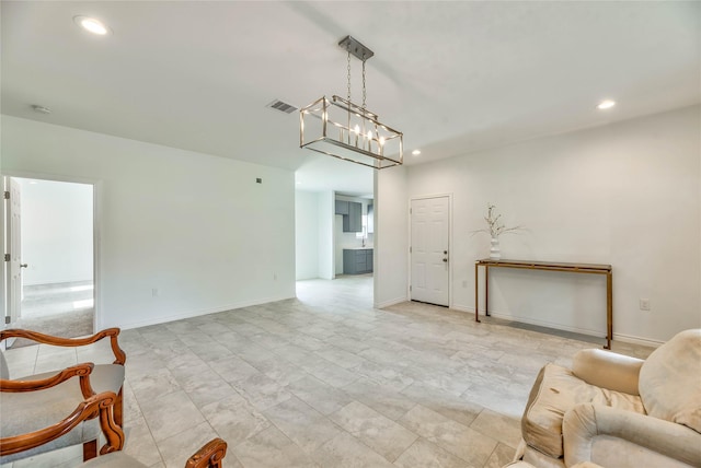448 Brahman, Onalaska, TX 77360 - living area with a chandelier and recessed lighting