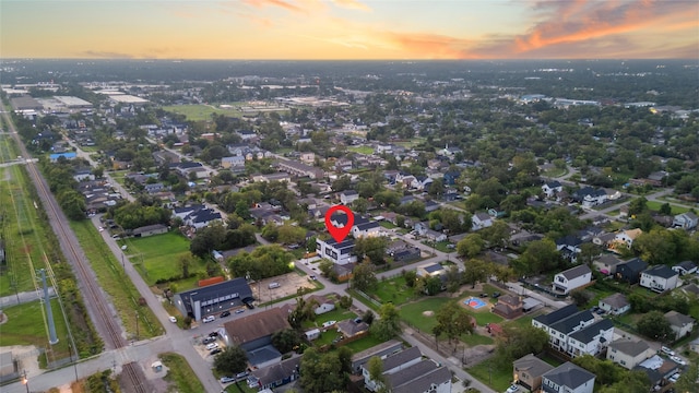 view of aerial view at dusk