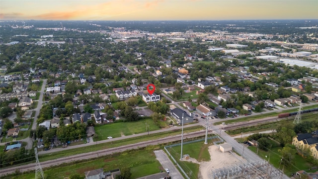 view of aerial view at dusk