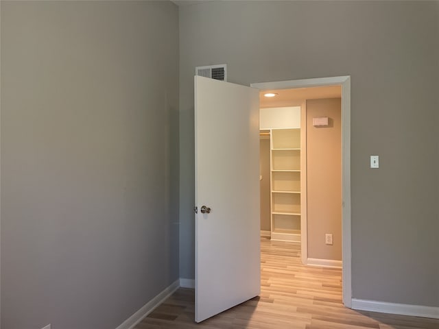 empty room featuring light hardwood / wood-style floors