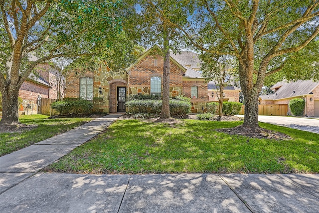 view of front of home with a front yard