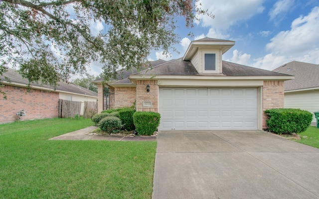 view of front of house with a front lawn