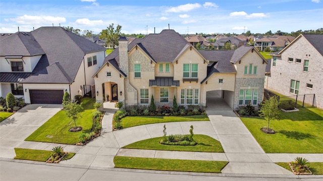 view of front of property with a front yard