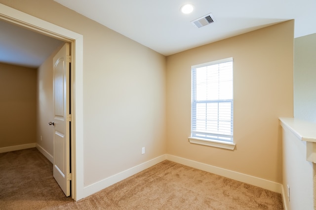 empty room featuring carpet