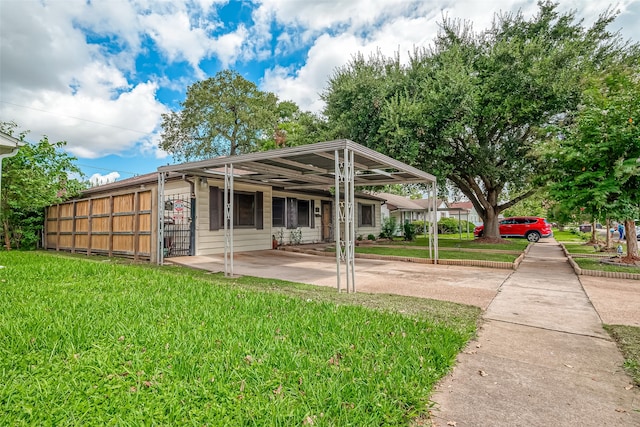 Listing photo 2 for 7515 Hereford St, Houston TX 77087