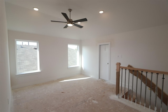 empty room with ceiling fan