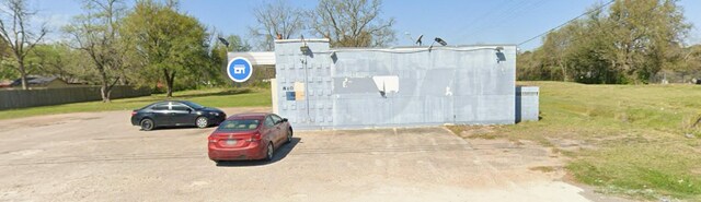 810 Westward Ave, La Marque, TX 77568 - photo 2