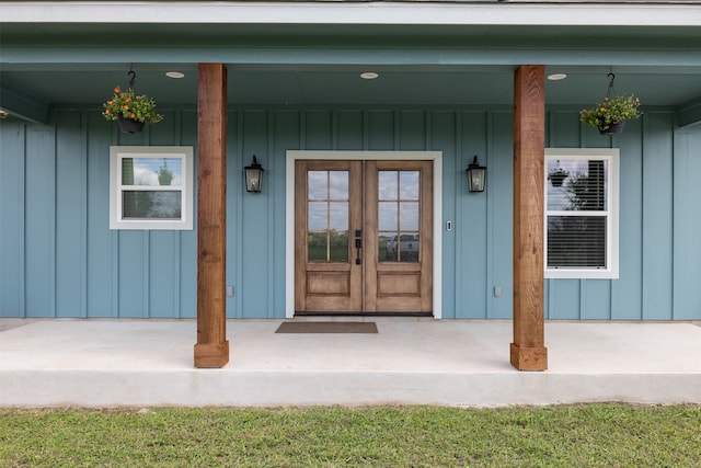 property entrance with a porch