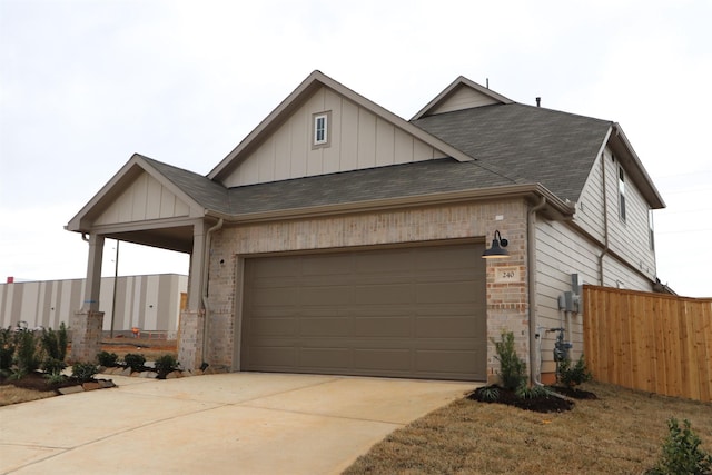 view of front of house featuring a garage