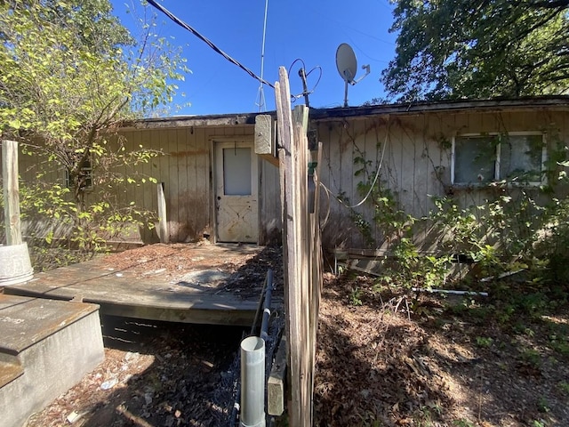 view of home's exterior
