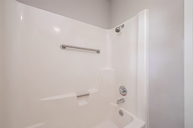 bathroom featuring shower / bath combination