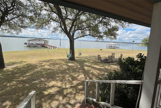 view of yard with a water view