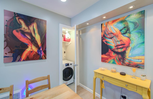 2575 Marilee Ln Unit 1, Houston, TX 77057 - dining area featuring washer / dryer, recessed lighting, and wood finished floors