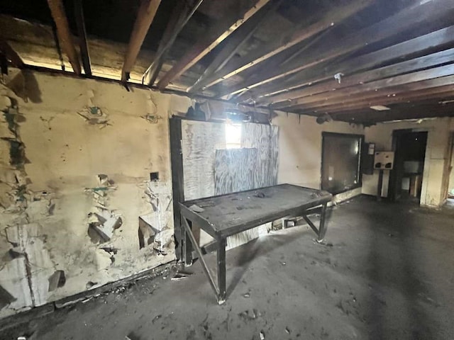 903 Mercer St, Quanah, TX 79252 - view of miscellaneous room