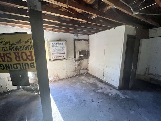 903 Mercer St, Quanah, TX 79252 - view of basement