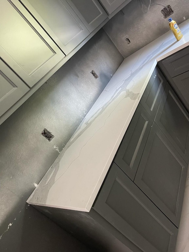5526 Maywood Dr, Houston, TX 77053 - interior space