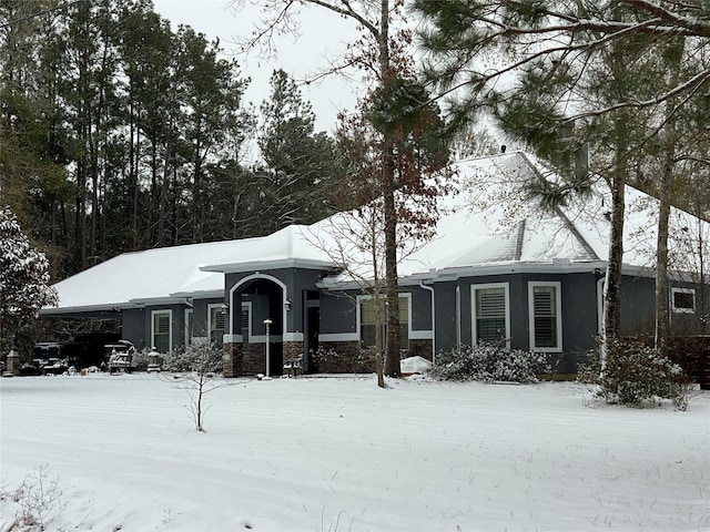 view of front of property