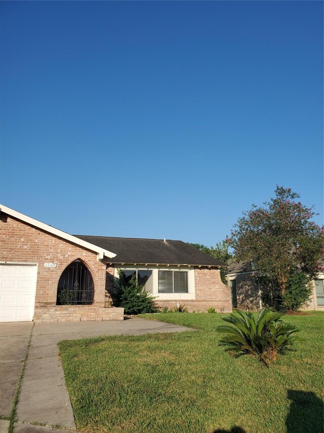 15407 Runswick Dr, Houston, TX 77062 - photo 34