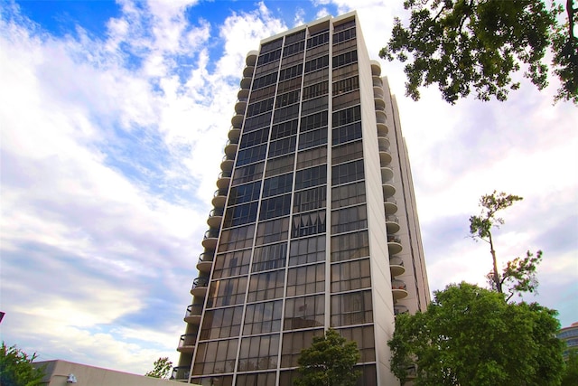 view of building exterior