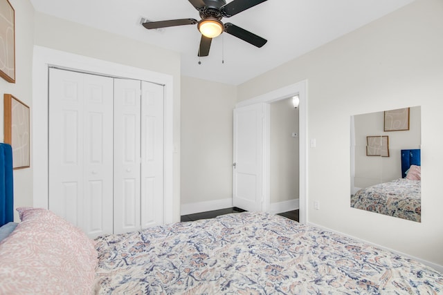 bedroom featuring a closet and ceiling fan