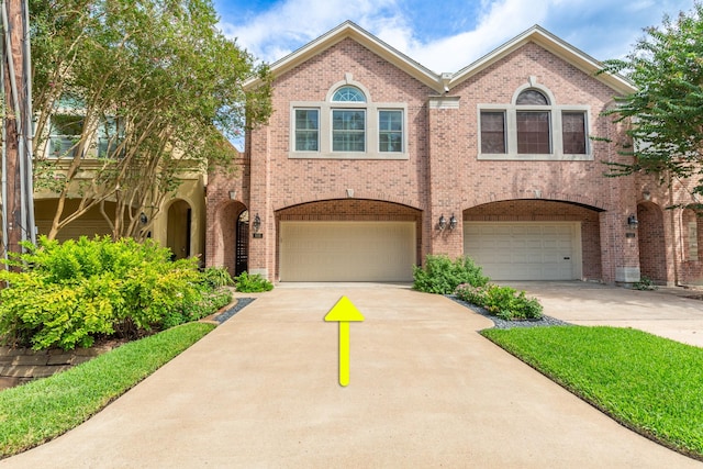 view of front of house featuring a garage