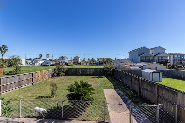 view of yard with a shed