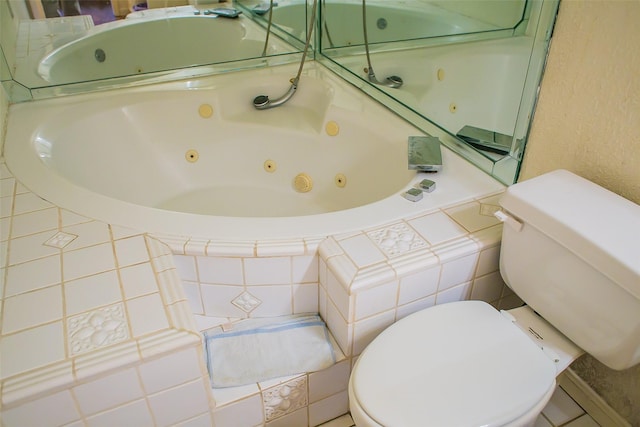 8235 Sands Point Dr Unit 156, Houston, TX 77036 - full bathroom featuring toilet and a tub with jets