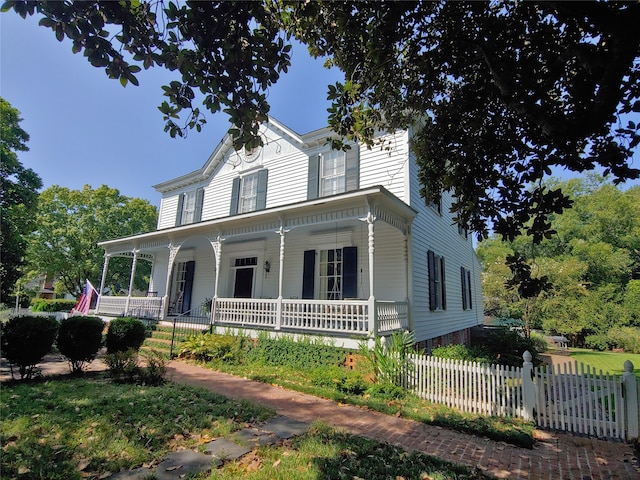 view of front facade with covered porch