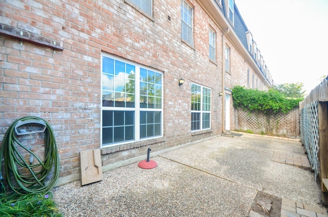 exterior space featuring a fenced backyard