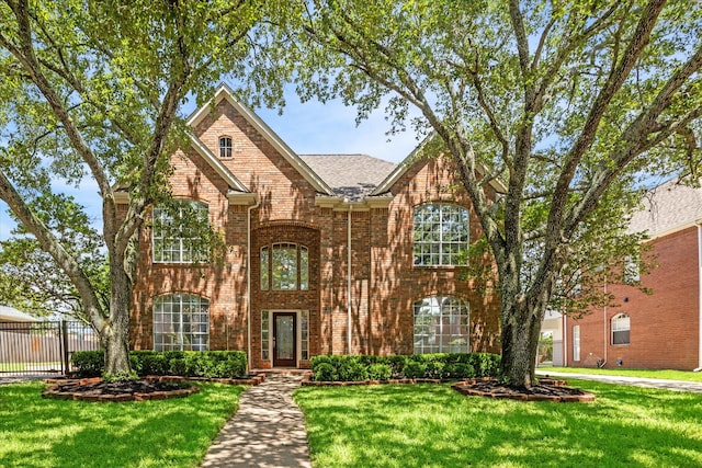 view of front of house with a front yard