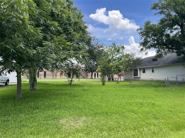 1871 Aspen Ln, Seabrook, TX 77586 - photo 2