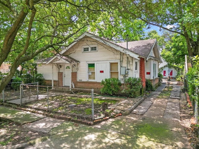 view of front of property