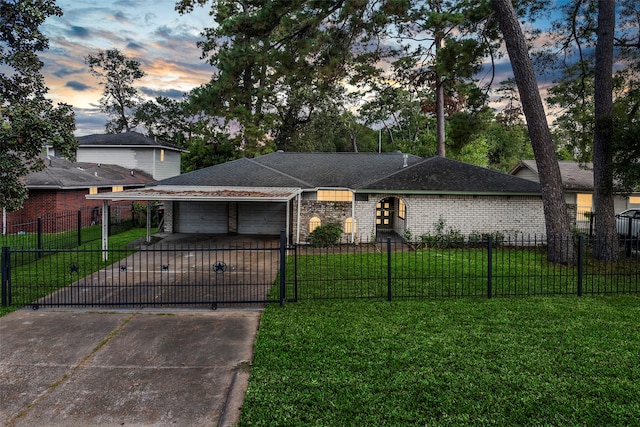 view of front of property with a yard