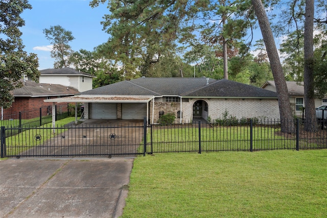 view of front of house with a front lawn