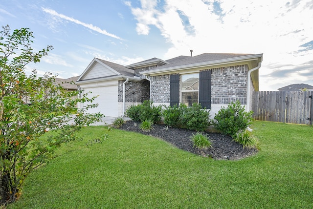 ranch-style house with a front yard