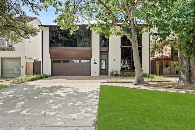 view of front of home with a front yard