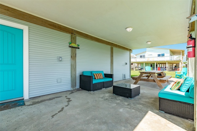 view of patio with outdoor lounge area