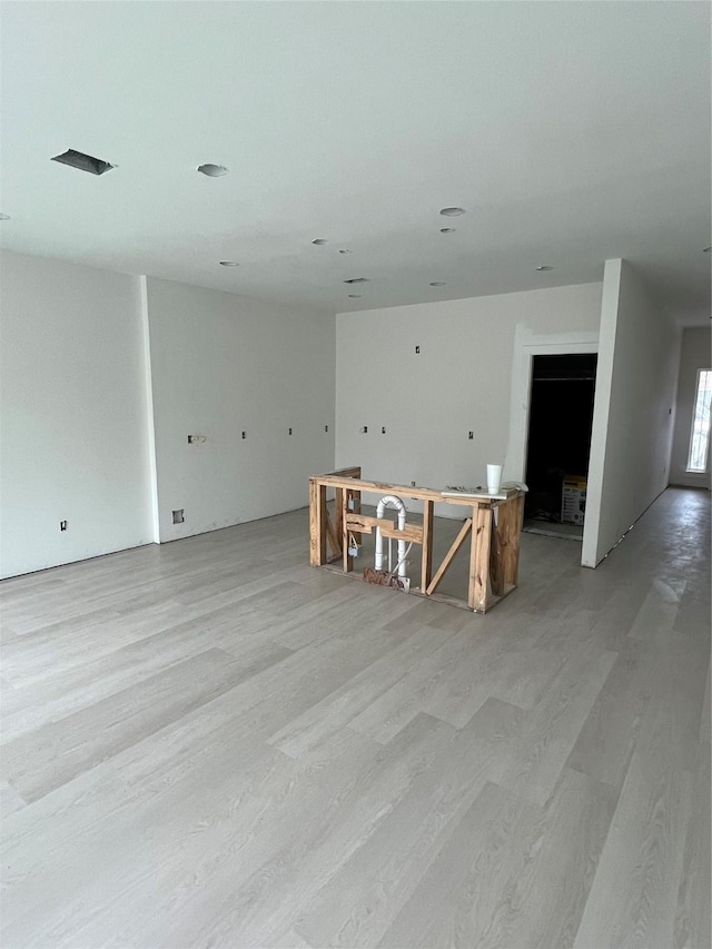 empty room featuring light hardwood / wood-style floors