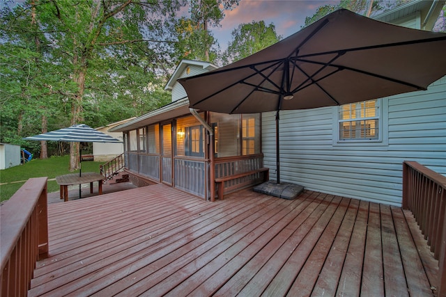 view of deck at dusk